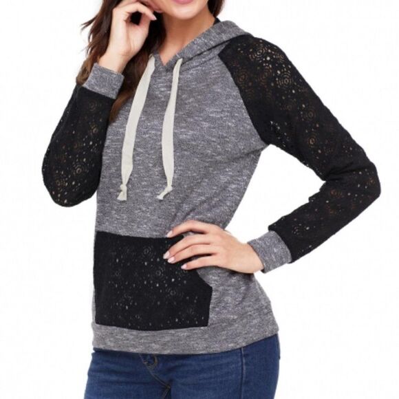 💸3/12$-Black Lace Accent Kangaroo Pocket Hoodie - Picture 4 of 4